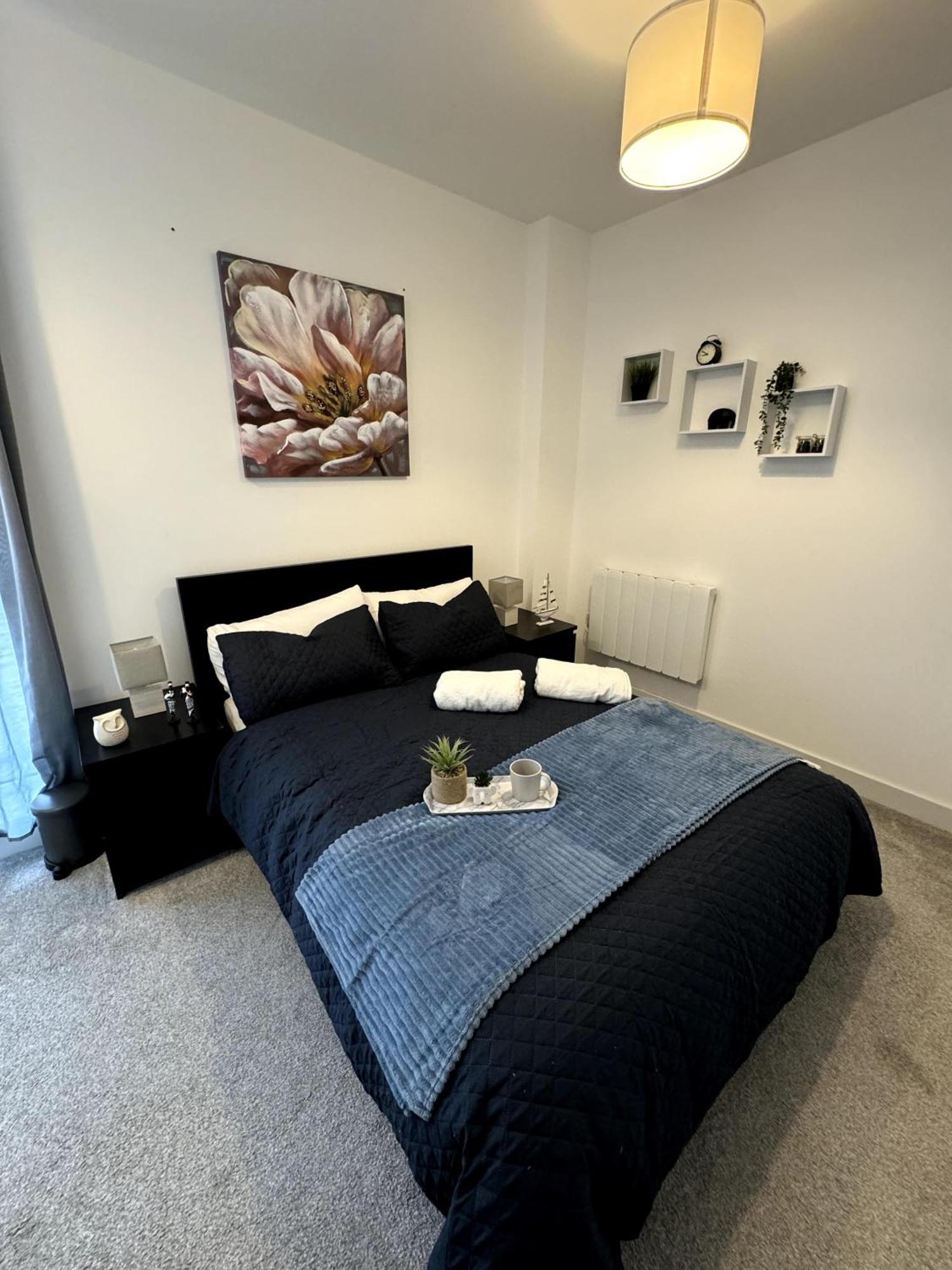 Cozy Bracknell Apartment With Modern Amenities Экстерьер фото